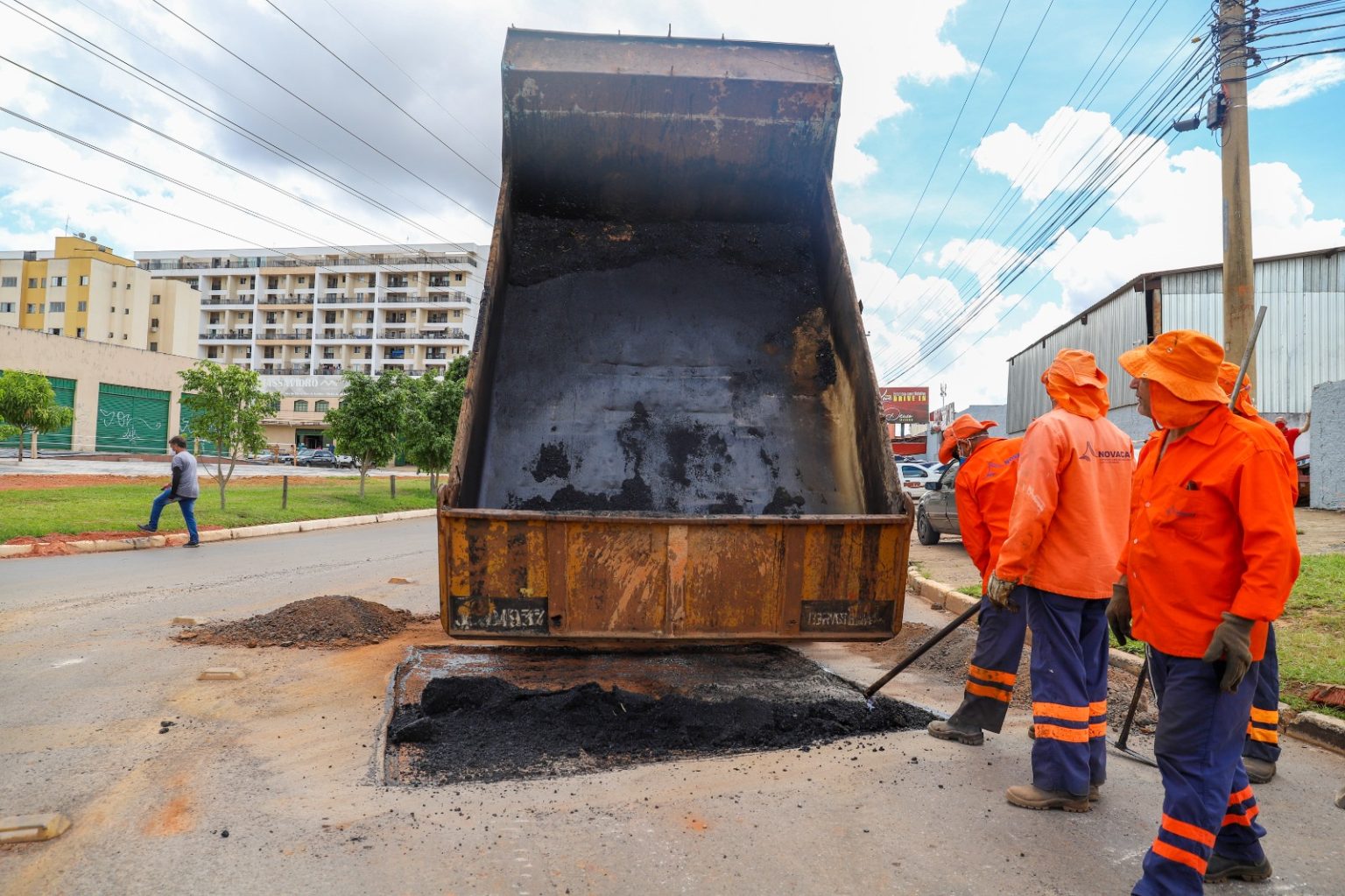 A manutenção surgiu a partir de um pedido de uma moradora da QNL 12 via Ouvidoria | Fotos: Kiko Paz/ Novacap