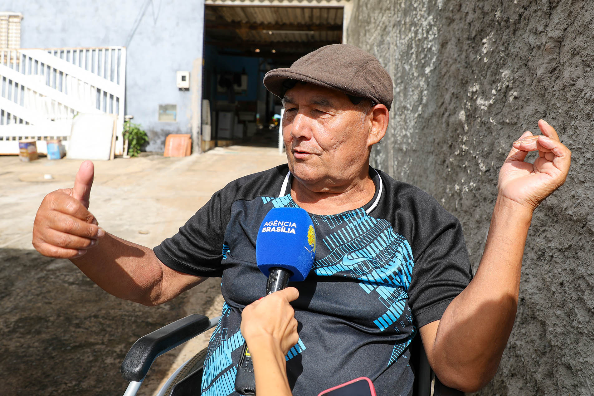 "Vai ser bem melhor para chegar nos lugares, inclusive na Igrejinha de Madeira que tem aqui perto e eu gosto tanto", afirma o aposentado Fortunato Ferreira de Souza