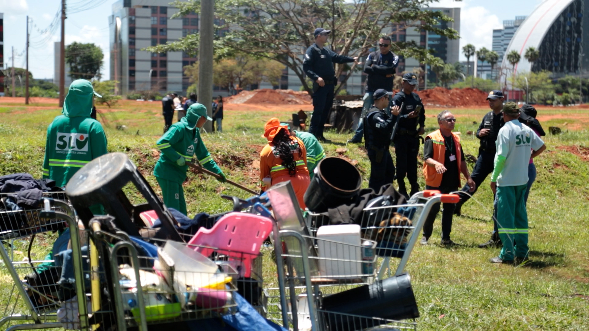 As secretarias realizaram abordagens sociais e atendimentos prévios nos locais, antes da ação de acolhimento, mapeando o público que será atendido e suas demandas | Foto: Agência Brasília