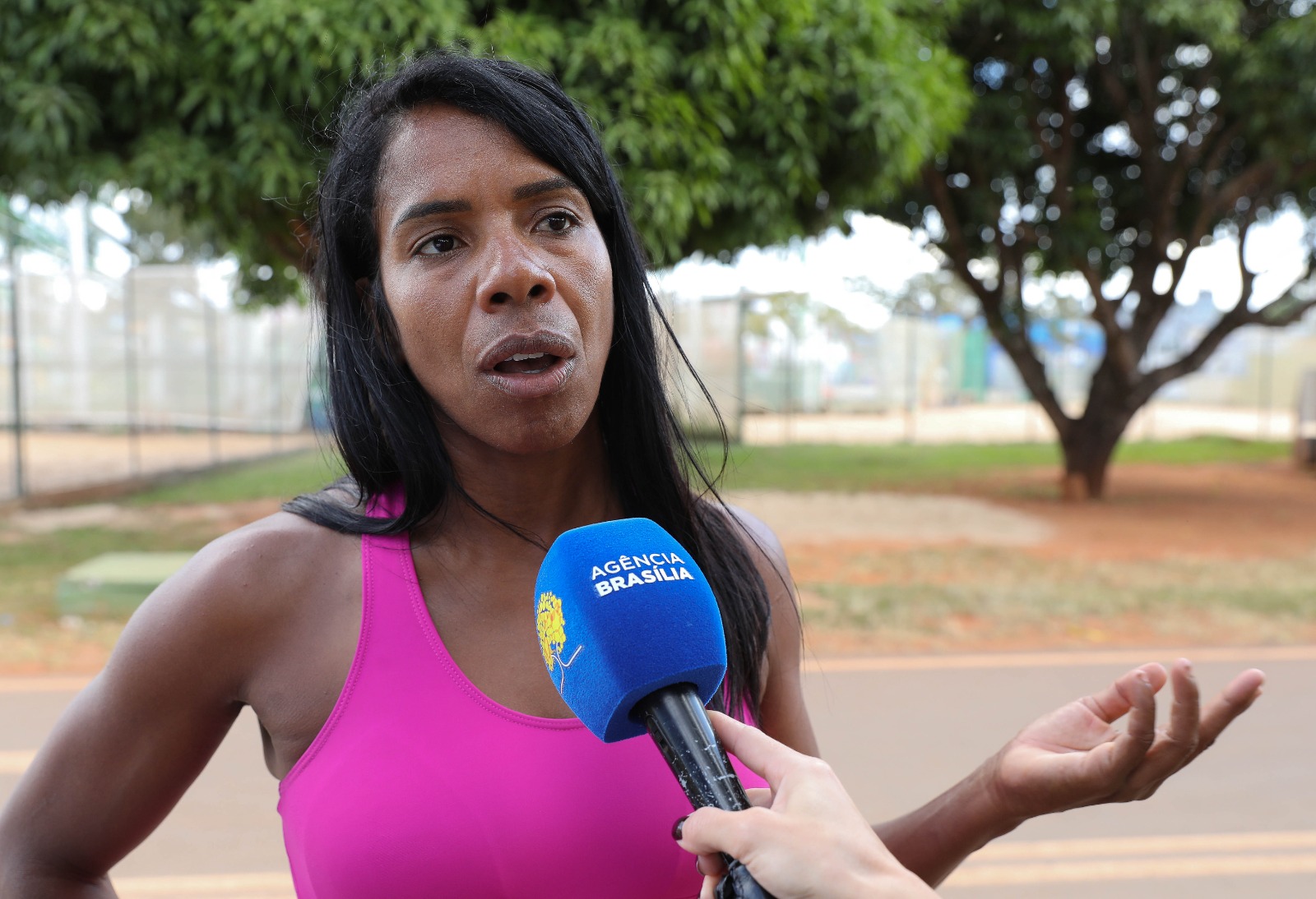 “O parque é o lugar que geralmente as pessoas sempre escolhem para estar, para fazer vários esportes, então é de grande importância esse plantio”, diz Aline Ribeiro