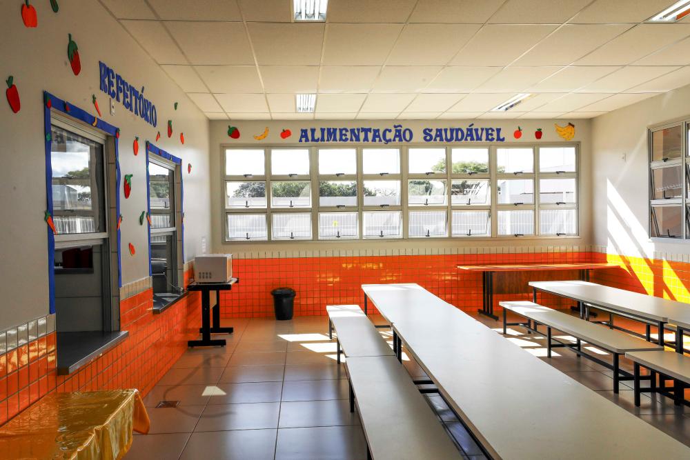 O refeitório do Cepi Asa Branca fica no bloco A, assim como a cozinha, as salas de atividades para crianças de até 11 meses e fraldários, entre outras estruturas | Foto: Joel Rodrigues/Agência Brasília